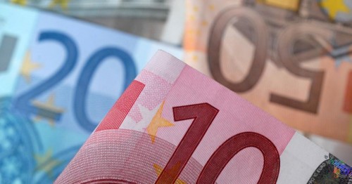 Immagine per la news I top manager della finanza e del farmaceutico i più pagati in Italia